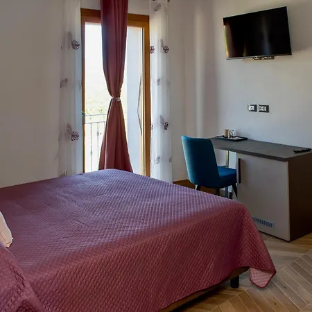 Vie D'alt Wine And Bed & Breakfast *